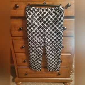 Jones New York Signature Womens Stretch Pants Size 8 Black White Geometric.
